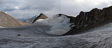 Воронка в леднике 166